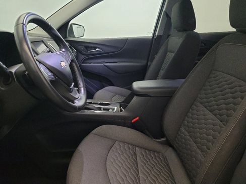 Used 2021 Chevrolet Equinox LT image 17