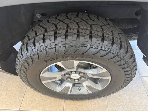Used 2016 Chevrolet Colorado Z71 AWD/4WD image 27