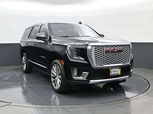 Used 2022 GMC Yukon Denali AWD/4WD image 3