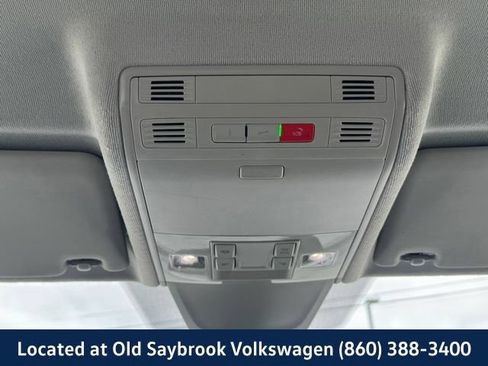Certified 2024 Volkswagen Tiguan SE AWD/4WD image 17