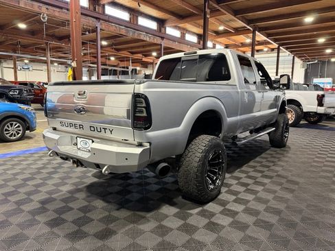 Used 2015 Ford F250 Lariat w/ Lariat Ultimate Package AWD/4WD image 5