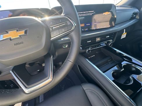 New 2026 Chevrolet Suburban LT w/ Comfort Package image 31