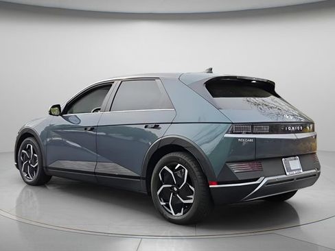 Used 2024 Hyundai Ioniq 5 SEL image 6