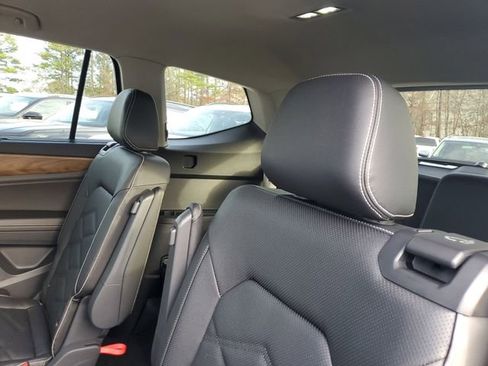 New 2026 Volkswagen Atlas SE image 9
