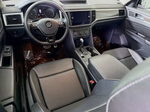 Used 2019 Volkswagen Atlas SE FWD image 23