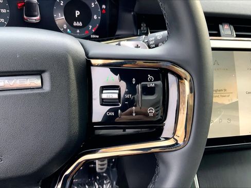 Used 2026 Land Rover Range Rover Evoque Dynamic SE image 24