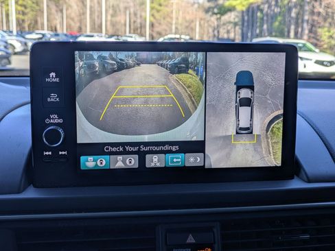 Used 2023 Honda Pilot Elite image 14