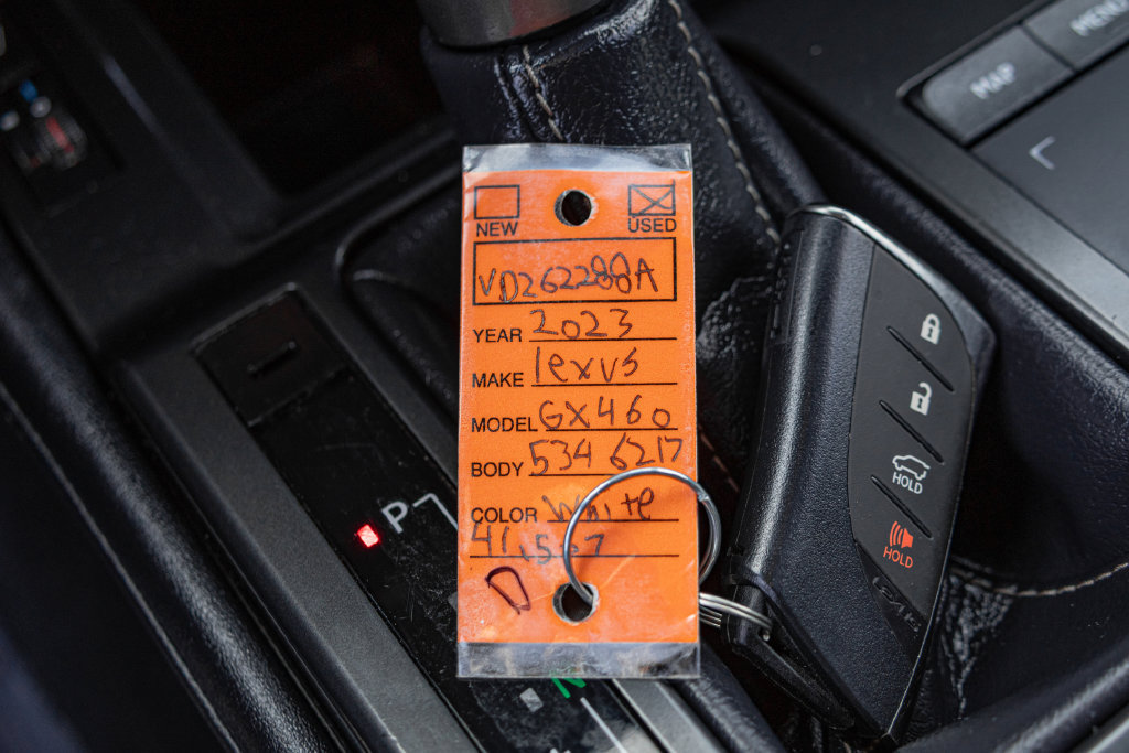 Used 2023 Lexus GX 460 Premium w/ Premium Package AWD/4WD image 22