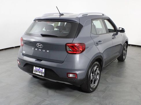 Certified 2025 Hyundai Venue SEL FWD image 4