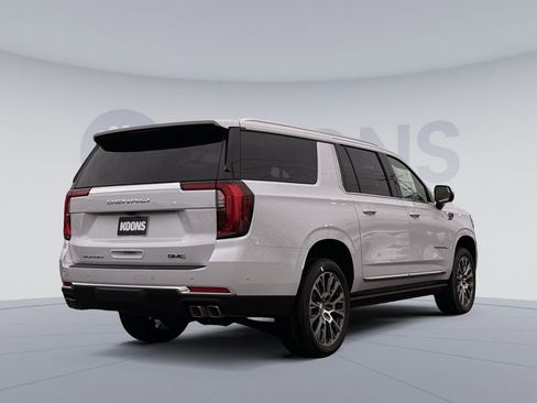 New 2026 GMC Yukon XL Denali w/ Sun & Power Step Package image 7