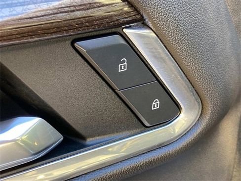 Used 2022 Chevrolet Silverado 1500 RST image 14