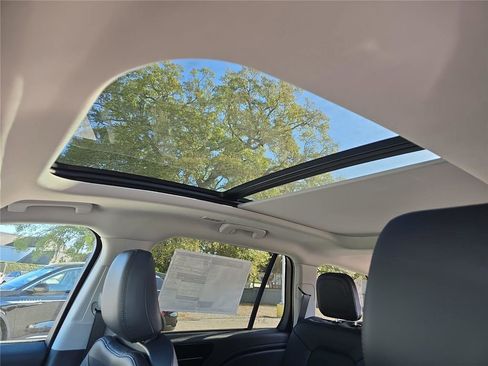 New 2026 Lincoln Aviator AWD image 24