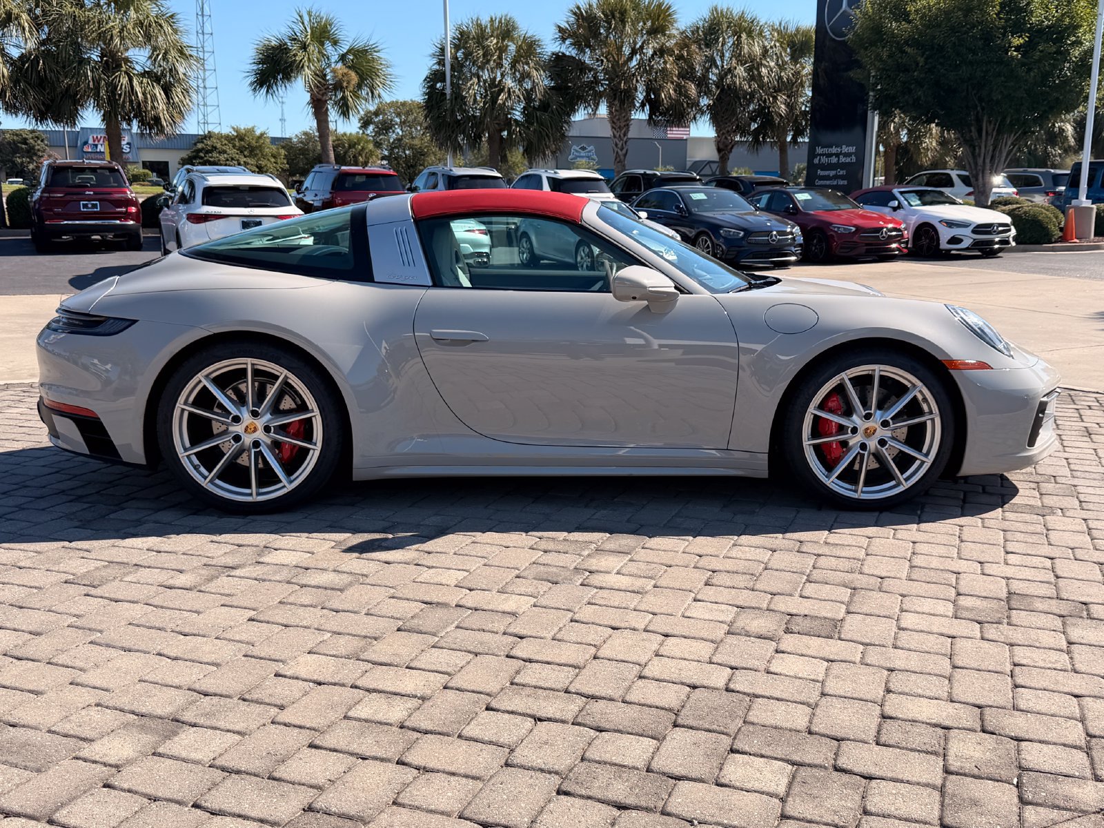 Used 2022 Porsche 911 Targa 4S AWD/4WD image 6