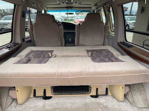 Used 1999 Ford E-150 and Econoline 150 image 49