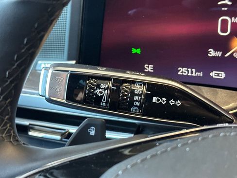 Used 2025 Cadillac Escalade IQ Sport 2 image 33