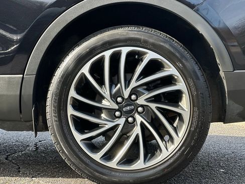 Used 2019 Lincoln Nautilus Reserve image 29