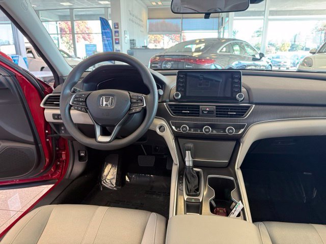 Used 2018 Honda Accord EX image 26