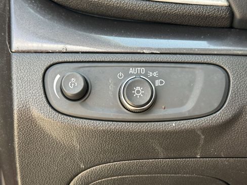 Used 2019 Buick Encore Preferred image 25