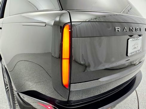 New 2026 Land Rover Range Rover Long Wheelbase SE image 27
