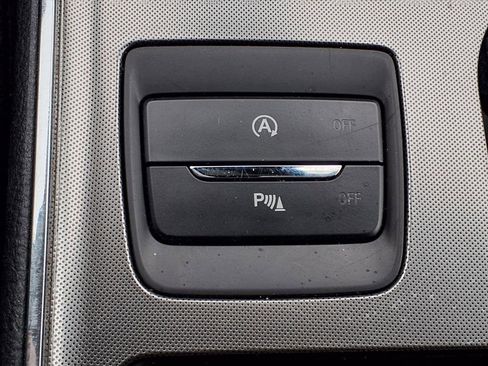 Used 2024 Ford Edge Titanium image 12