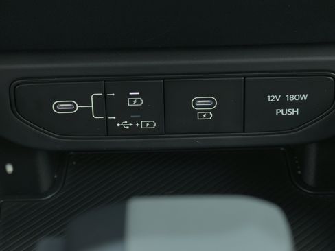 Used 2025 Kia K4 FWD image 15