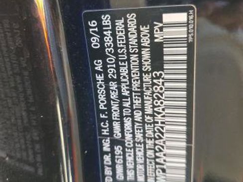 Used 2017 Porsche Cayenne Platinum Edition image 26