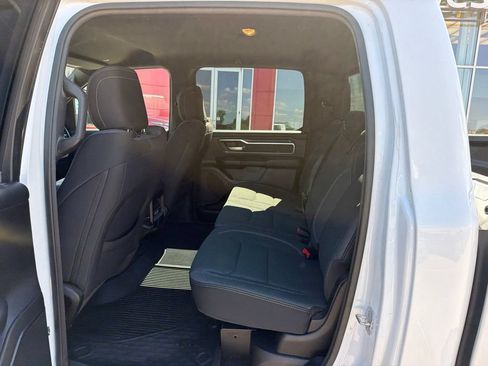 Used 2022 RAM 1500 Big Horn AWD/4WD image 16