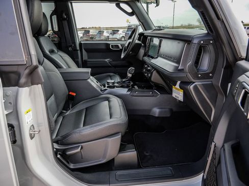 New 2026 Ford Bronco Big Bend AWD/4WD image 16