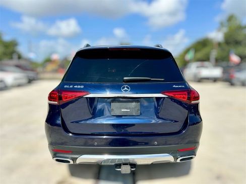 Used 2022 Mercedes-Benz GLE 450 4MATIC w/ Premium Package image 5