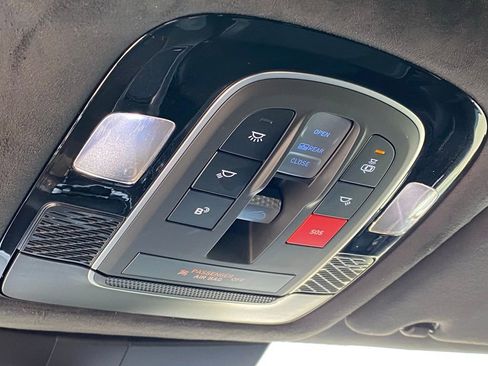 Used 2025 Hyundai Palisade Calligraphy image 19