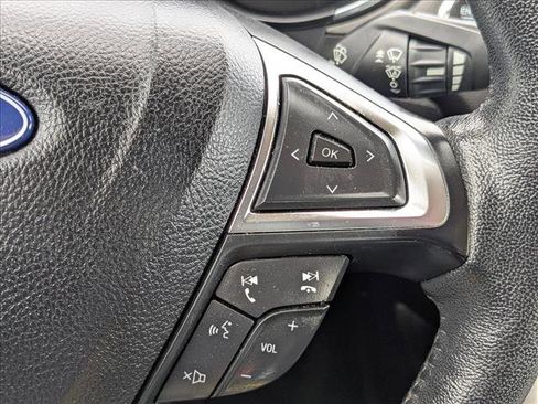 Used 2020 Ford Fusion SEL image 15