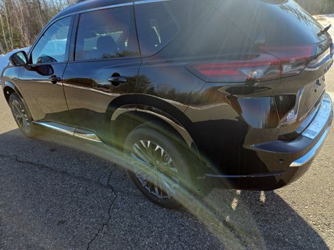 New 2026 Nissan Rogue Platinum w/ Platinum Premium Package image 5