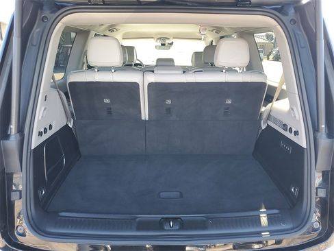 Used 2023 Jeep Wagoneer Series III w/ Preferred Equipment Group image 32