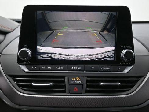 Used 2024 Nissan Altima 2.5 SR image 4