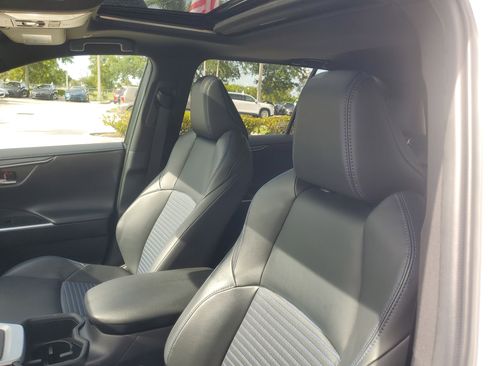 Certified 2024 Toyota RAV4 XSE w/ Weather Package AWD/4WD image 18
