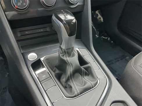 Certified 2024 Volkswagen Tiguan S image 24