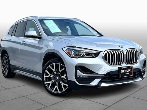 Used 2020 BMW X1 sDrive28i w/ Premium Package image 3