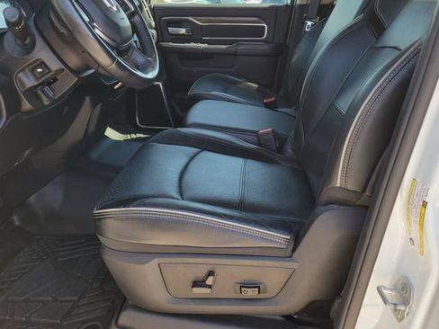 Used 2021 RAM 2500 Laramie AWD/4WD image 6