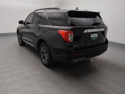 Used 2023 Ford Explorer XLT w/ Equipment Group 202A AWD/4WD image 6
