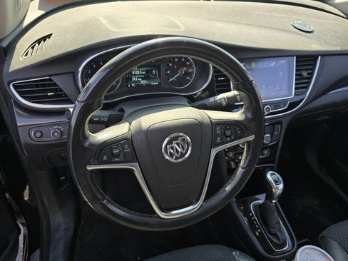 Used 2018 Buick Encore Preferred image 16