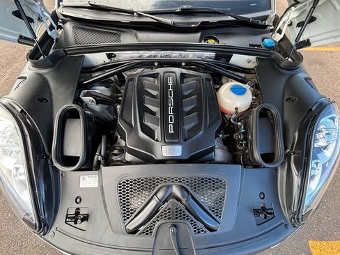 Used 2016 Porsche Macan S AWD/4WD image 39