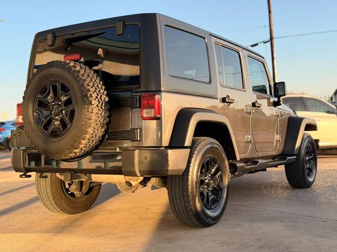 Used 2018 Jeep Wrangler Unlimited Sport image 3