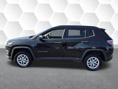 Used 2018 Jeep Compass Sport AWD/4WD image 6