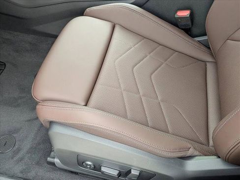 Used 2026 BMW 228i xDrive w/ Technology Package image 4