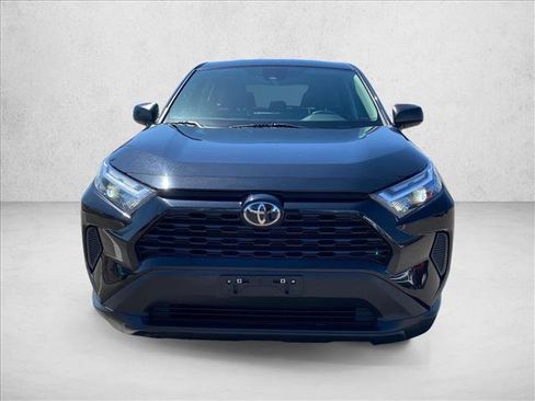 Used 2024 Toyota RAV4 LE AWD/4WD image 2