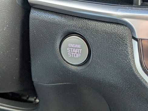 Used 2025 Kia Sorento EX AWD/4WD image 17