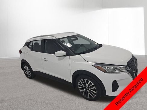 Used 2022 Nissan Kicks SV FWD image 5
