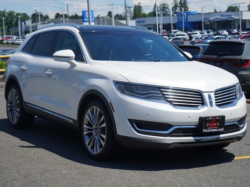 Used 2016 Lincoln MKX Reserve w/ Luxury Package AWD/4WD image 7