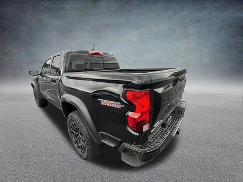 Used 2023 Chevrolet Colorado Trail Boss w/ Advanced Trailering Package AWD/4WD image 8