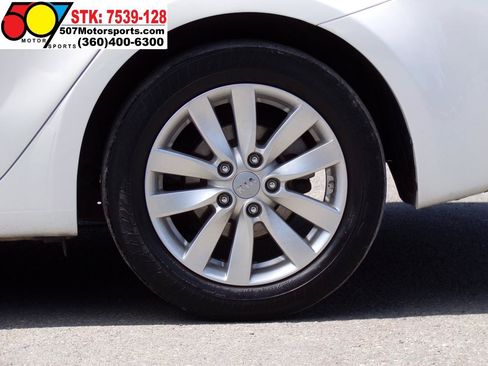 Used 2014 Kia Forte LX w/ Popular Package FWD image 7